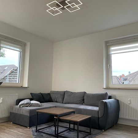 City Apartment Duisburg 1#Netflix &Wlan &Kingsize Bett &Kaffee Maschine & Central & 500M Innenhafen & 2 Min U Bahn Exterior photo