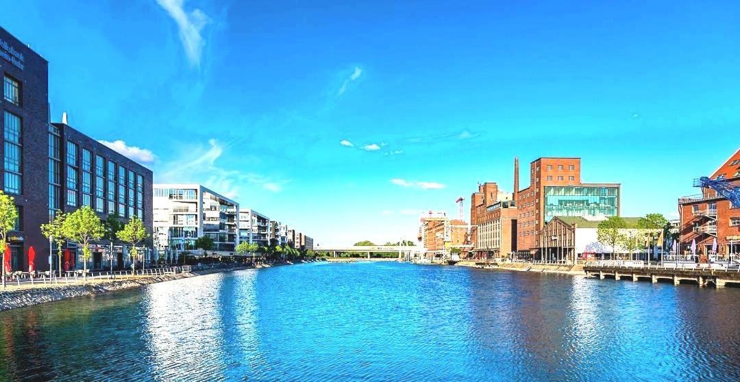 City Apartment Duisburg 1#Netflix &Wlan &Kingsize Bett &Kaffee Maschine & Central & 500M Innenhafen & 2 Min U Bahn Exterior photo